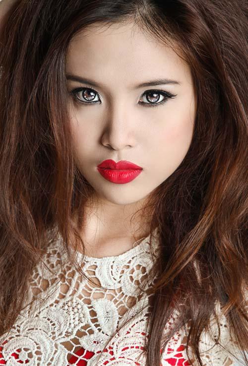 Thời trang mùa thu, Thời trang nữ, Áo lệch vai, Kính nữ, Váy, Thời trang