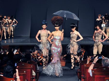 Davines Hair Show 2011, Hair show, Hồ Ngọc Hà, Thanh Hằng, Hà Anh, Ngọc Quyên, Thời trang tóc, Tóc đẹp