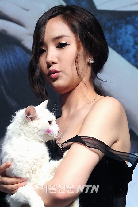 Mỹ nhân Hàn Quốc, Lộ hàng, Lee So Youn, Min Hyo Rin, Kim Min Hee, Thời trang 
