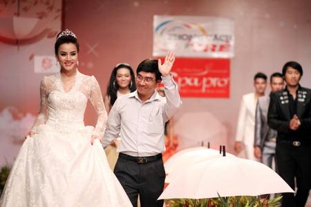 Thời trang cưới 2011, Áo cưới Paradise, Áo cưới, Trang Nhung, Ngọc Quyên