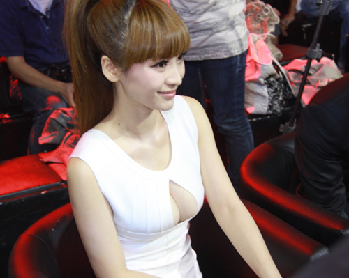 Liễu Nham, Họa bích, Váy trắng, Mỹ nhân Hoa ngữ, Thời trang sao, Thời trang