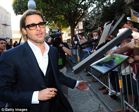 Brad Pitt, Jennifer Aniston, Angelina Jolie, Sao Hollywood, Chuyện của sao