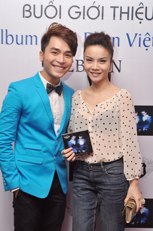 Yến Trang, Áo siêu mỏng, Áo voan, Áo voan tay lỡ, Áo chấm bi, Thời trang sao, Thời trang