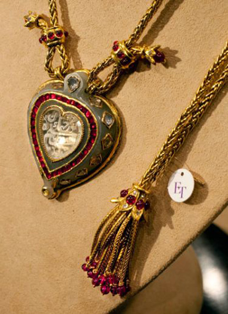 Elizabeth Taylor, Trang sức, Bộ sưu tập trang sức, Nhẫn, Vương miện, Vòng cổ