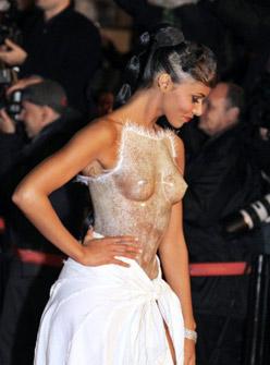 scandal,showbiz hàn,showbiz hoa ngữ,showbiz thế giới,Miley Cyrus,Shy’m,Emma Watson