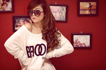 Dương Mạc Yến My,Miss Teen 2011,showbiz,kiếm tiền