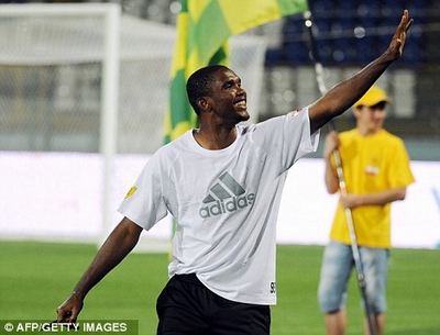 nghịch lý,cầu thủ,lương trung bình,ngôi sao,bóng đá,Samuel Eto’o,Carlos Tevez,C.Ronaldo