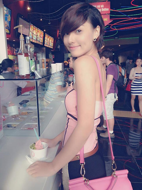 Hồng Quế,PinkQ,Người mẫu 9x
