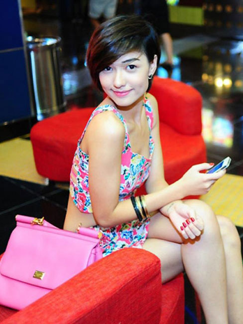 Hồng Quế,PinkQ,Người mẫu 9x