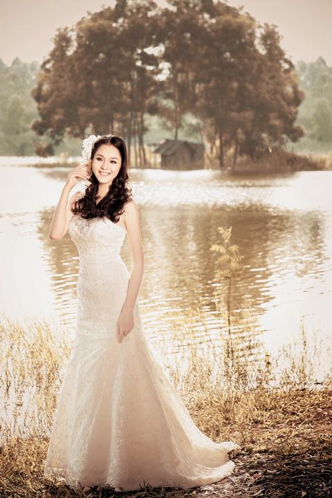 Á hậu hoàng anh,á hậu việt nam 2012