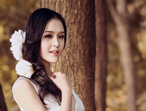 Á hậu hoàng anh,á hậu việt nam 2012