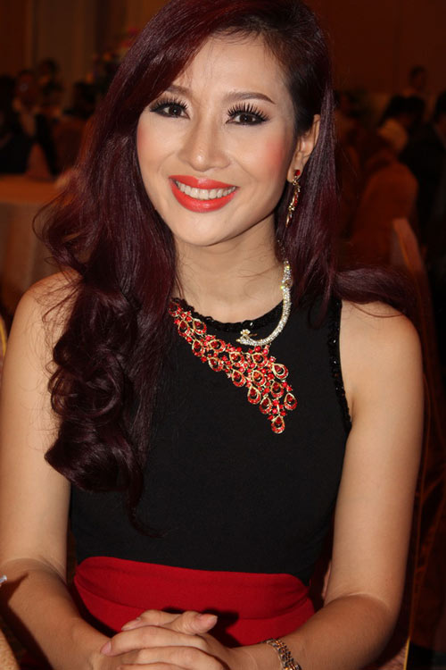 thời trang,thời trang sao việt,Đỗ Hoàng Anh,Ngô Phương Lan,Mai Thu Huyền