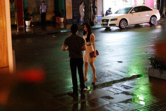 Ngọc Trinh,Vũ khắc tiệp,siêu mẫu văn kiên