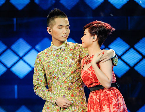 Vietnam Idol,Quốc Trung,Nguyễn Quang Dũng,Mỹ Tâm,bản sao uyên linh,thanh trúc