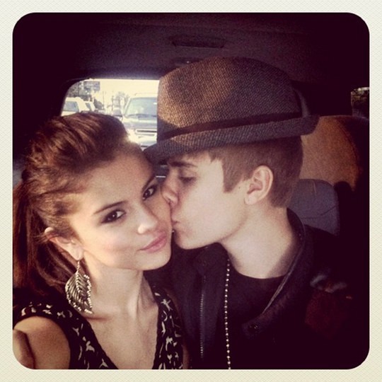 justin bieber,selena gomez