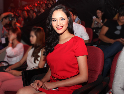 The Voice,Giọng hát Việt,Hà Hồ,Thu Minh,Đàm Vĩnh Hưng,Trần Lập,bùi anh tuấn,thiều bảo trang