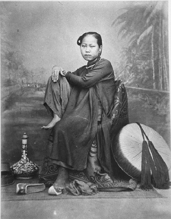 thiếu nữ việt,áo dài