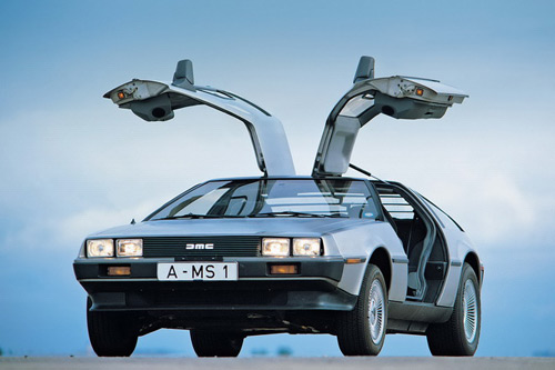 siêu xe,Batmobile,Interceptor,Dodge M4S Interceptor,Audi RSQ,BMW i8,Lexus 2054,Aston Martin V12 Vanquish,KITT,Black Beauty,DeLorean DMC-12