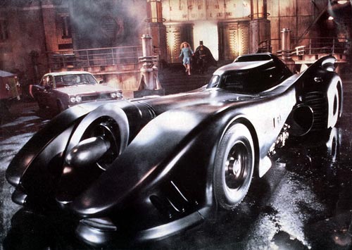 siêu xe,Batmobile,Interceptor,Dodge M4S Interceptor,Audi RSQ,BMW i8,Lexus 2054,Aston Martin V12 Vanquish,KITT,Black Beauty,DeLorean DMC-12
