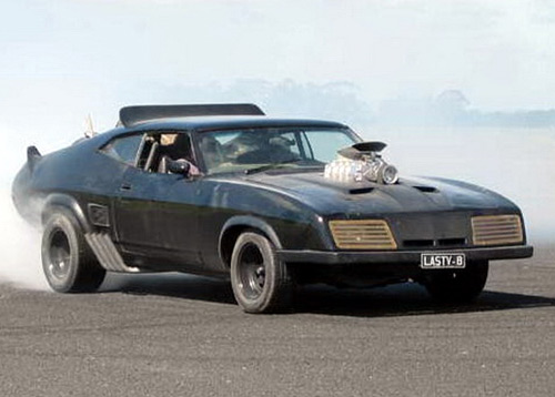 siêu xe,Batmobile,Interceptor,Dodge M4S Interceptor,Audi RSQ,BMW i8,Lexus 2054,Aston Martin V12 Vanquish,KITT,Black Beauty,DeLorean DMC-12