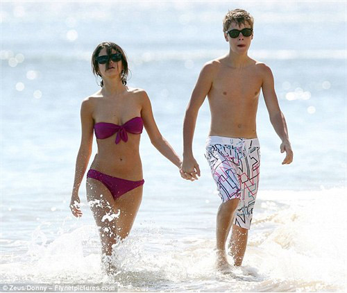 justin bieber,selena gomez