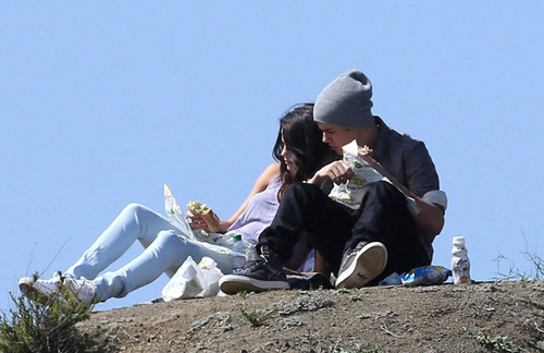 justin bieber,selena gomez