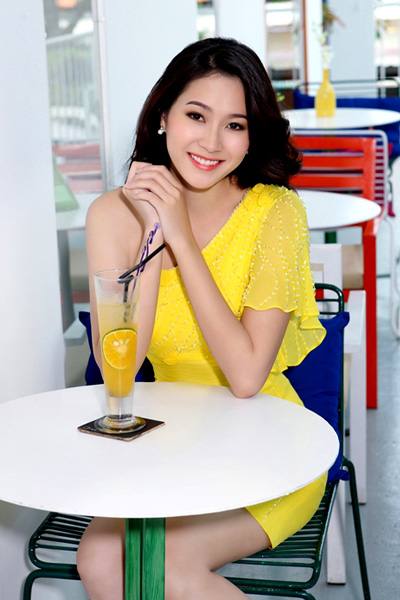 Thời trang,thời trang sao,vai trần,đặng thu thảo
