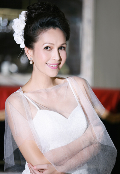 Thời trang sao việt,Jullia Hồ,Angella Phương Trinh,Thủy Tiên,Đặng Thu Thảo,Diễm My,vai trần