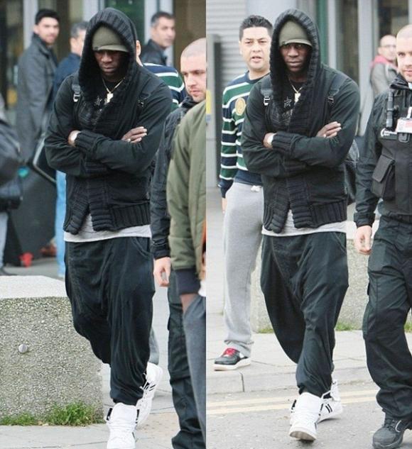 Mario Balotelli,siêu xe,Range Rover Evoque