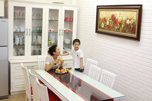 nhà sao,diễn viên thúy hằng