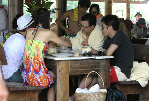 Chương Tử Di,Táp Bối Ninh