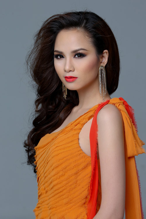 Diễm Hương,Hoa hậu hoàn vũ