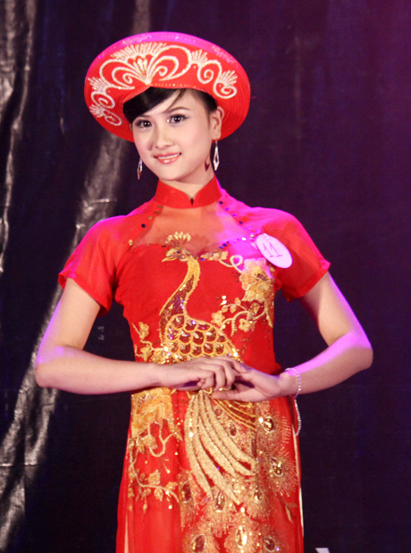 Nữ sinh thanh lịch khoa Luật,Nữ sinh