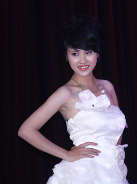 Nữ sinh thanh lịch khoa Luật,Nữ sinh
