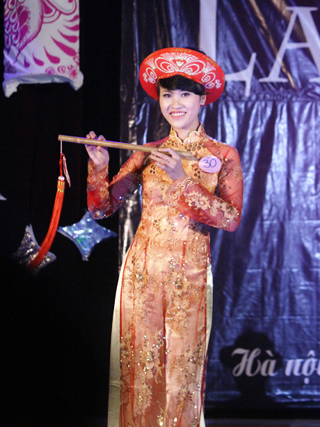 Nữ sinh thanh lịch khoa Luật,Nữ sinh