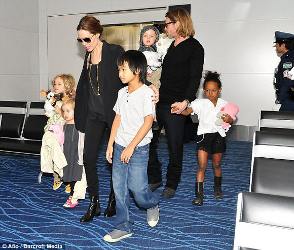Brad Pitt,Angelina Jolie