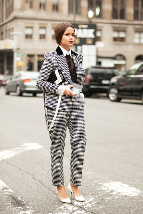 thời trang sao,style sao,họa tiết răng cưa