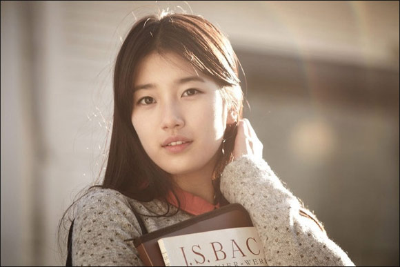 Suzy,UEE,Yoochun,Dongho,sao hàn