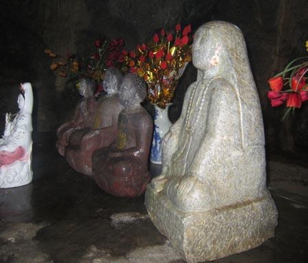 chùa nhẫm dương,thánh quang,hải dương,kinh môn