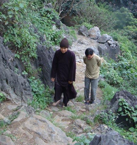 chùa nhẫm dương,thánh quang,hải dương,kinh môn