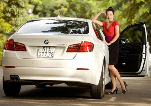 Trịnh kim chi,BMW 520i,siêu xe