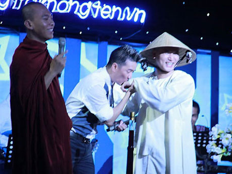 đàm vĩnh hưng,nhà sư,khóa môi nhà sư