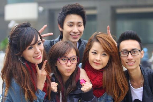 Chi Pu,Hugging Day,Mai Thỏ
