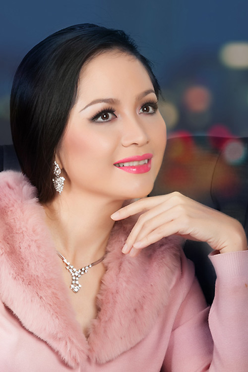Hoa hậu thu thủy,Nguyễn Thiên Nga,Giáng My,Hà Kiều Anh,Hoa hậu việt nam
