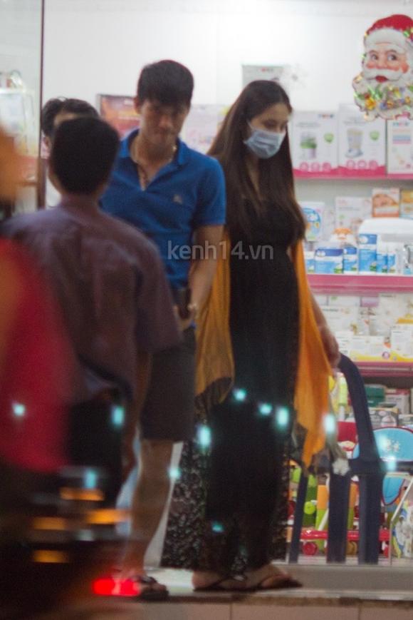 Thủy Tiên,công vinh