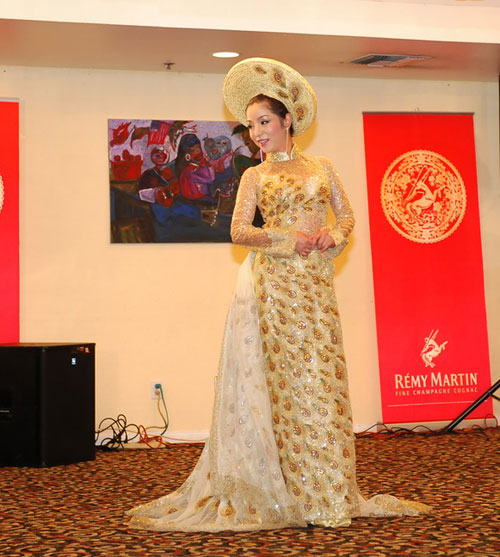Thúy Nga,Danh hài Thúy Nga,Hoa hậu phu nhân người Việt thế giới 2012