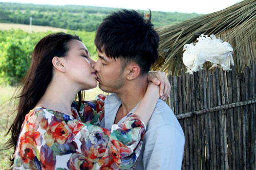 Trà Ngọc Hằng,Ưng hoàng phúc,Đi ngược chiều thương