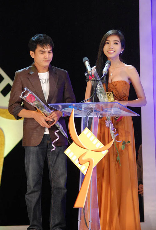 Phim truyền hình 2012,màn ảnh việt,cầu vồng tình yêu,hoa nắng