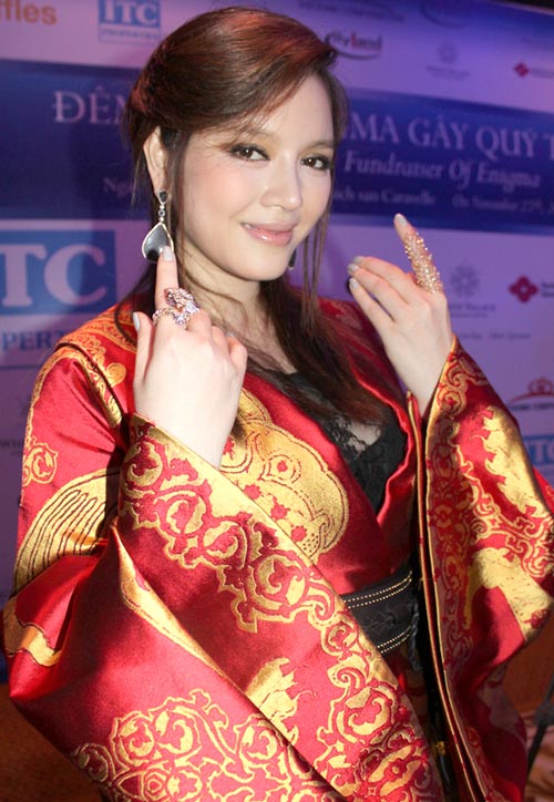 Sao việt,khoe của,lý nhã kỳ,vy oanh,mỹ lệ