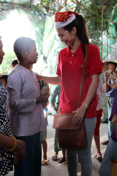 Phan Thu Quyên,Hoa hậu phụ nữ Việt Nam qua ảnh 2012